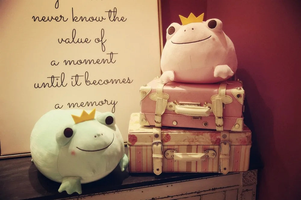 Royalkie: Royal Frog Plush for Magical Baby Moments