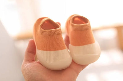 Jibbi: All-Season Baby Shoe with Snug, Sock-Like Comfort