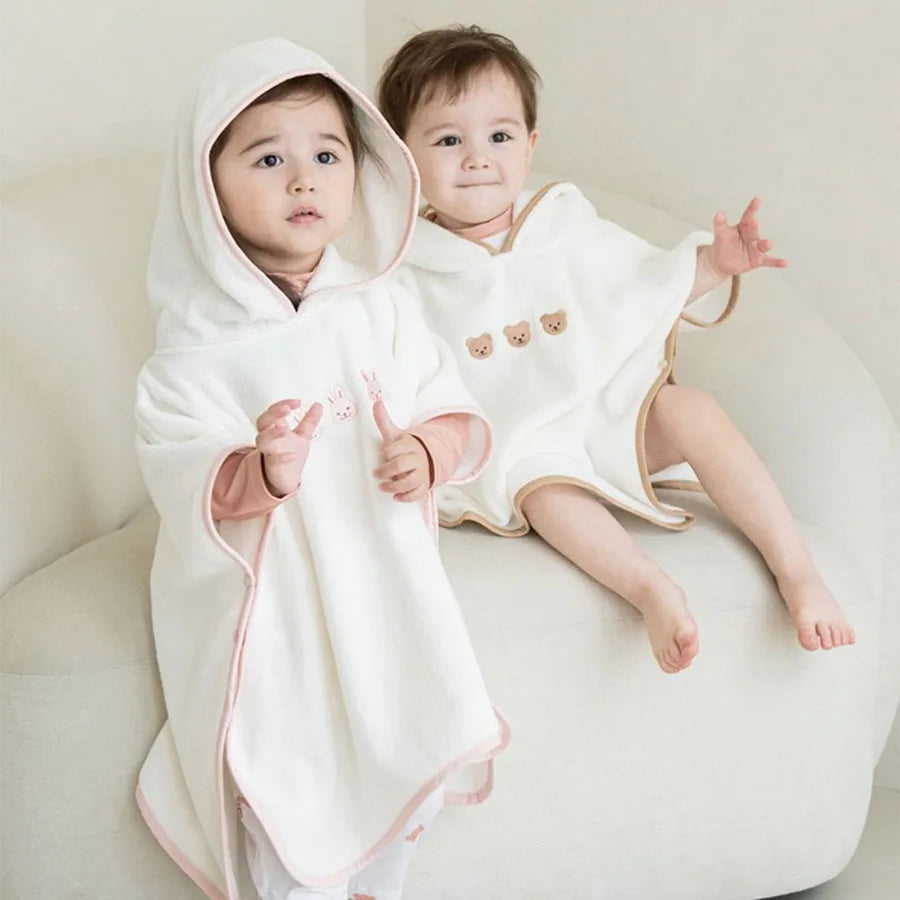 Cocooni: Ultra-Soft Hooded Baby Towel for Maximum Comfort