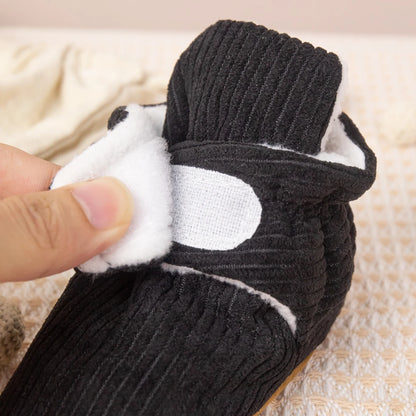 Winttery: Cozy Fleece-Lined Baby Shoe for Cold-Weather Comfort