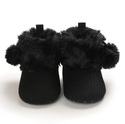 Muhz: Sleek, All-Black Baby Winter Boots with Straps