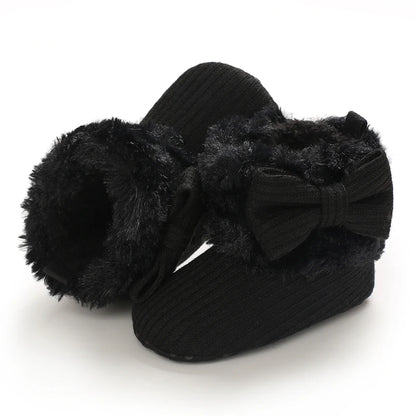 Muhz: Sleek, All-Black Baby Winter Boots with Straps