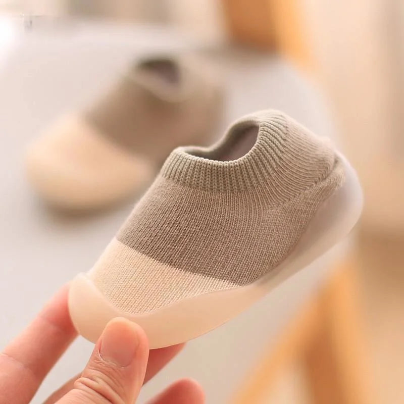 Jibbi: All-Season Baby Shoe with Snug, Sock-Like Comfort