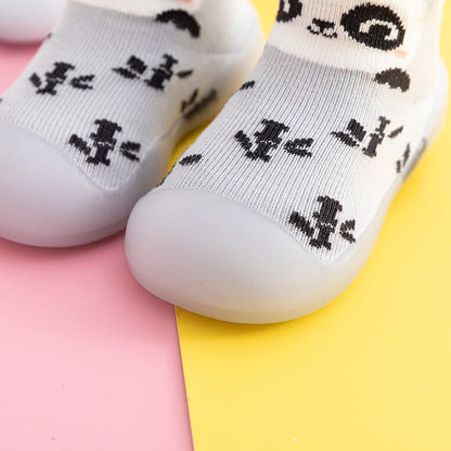 Zipply: Adorable Animal-Inspired Baby Shoe with All-Season Comfort