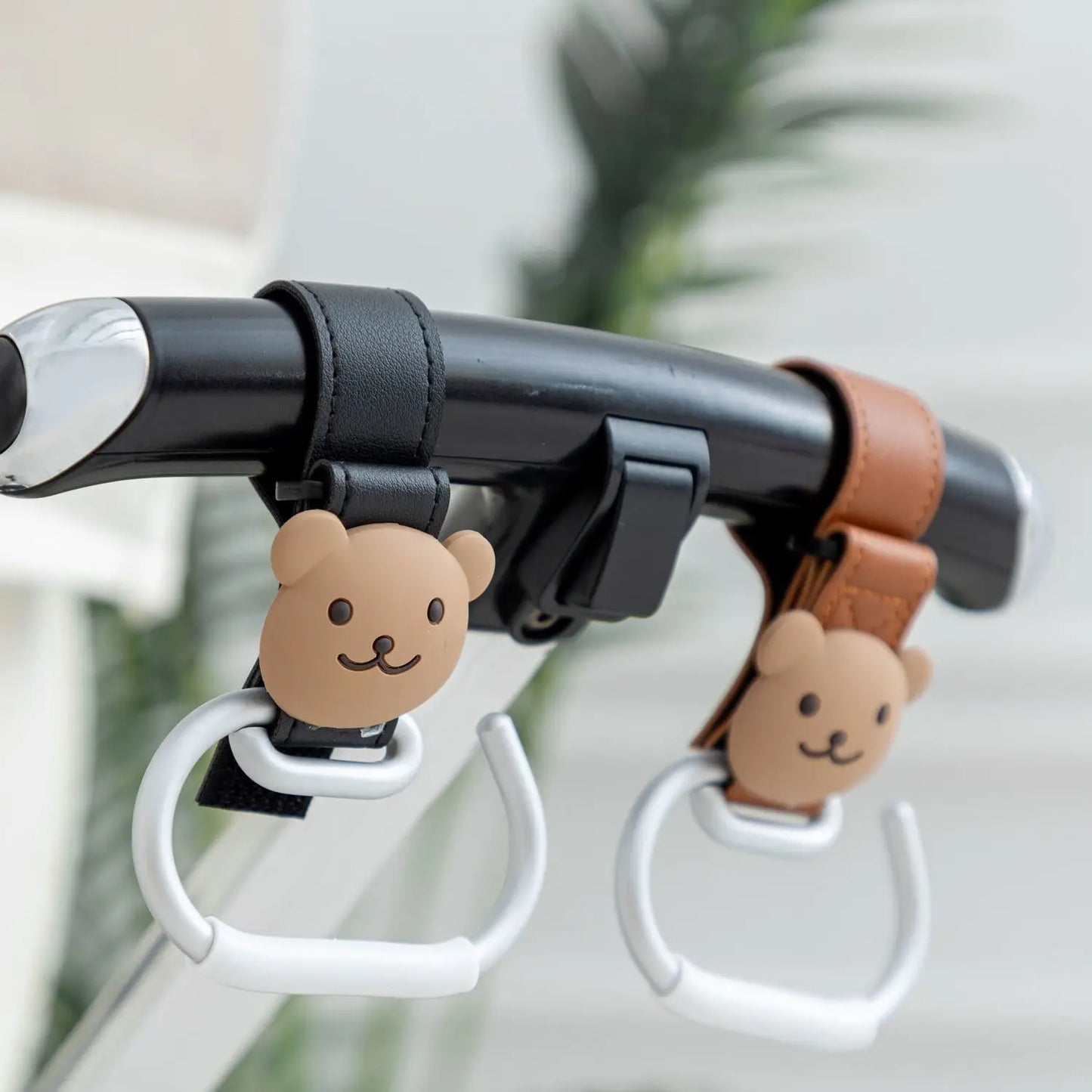 Beag: Stylish, Durable Animal-Themed Stroller Hook for Parents