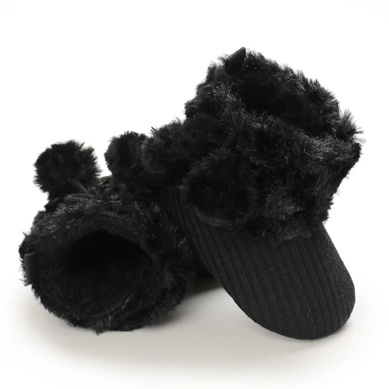 Muhz: Sleek, All-Black Baby Winter Boots with Straps