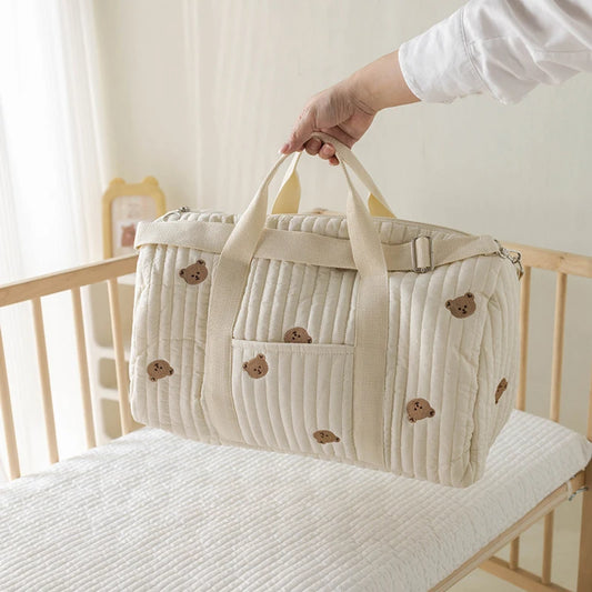 Cubbini: Spacious, Stylish, and Parent-Friendly Diaper Bag