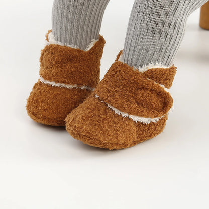 Fleecion: Cozy Cold-Weather Baby Shoe with Easy Strap Design