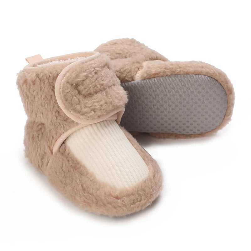 Woudz: Adorable and Cozy Baby Winter Boots with Animal Patch