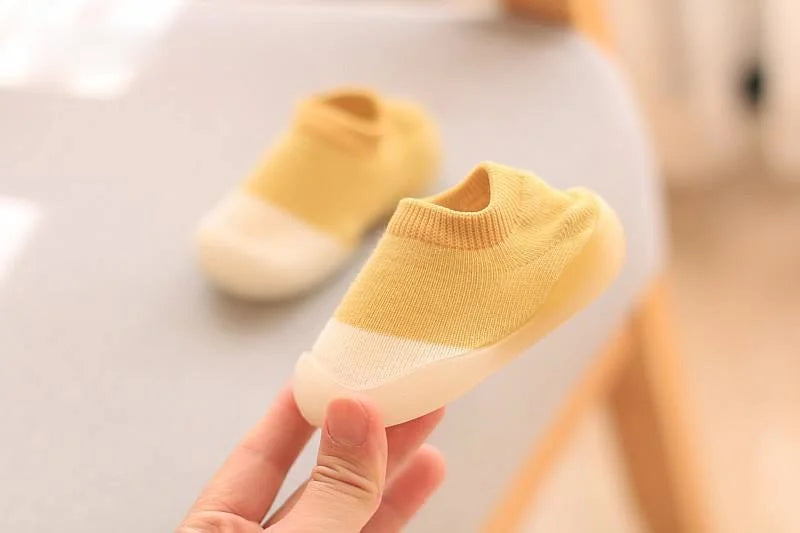 Jibbi: All-Season Baby Shoe with Snug, Sock-Like Comfort