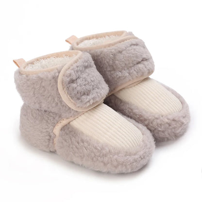 Woudz: Adorable and Cozy Baby Winter Boots with Animal Patch