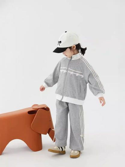 Zippie: Warm, Stylish Winter Set for Little Explorers