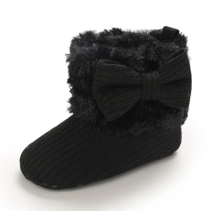 Muhz: Sleek, All-Black Baby Winter Boots with Straps