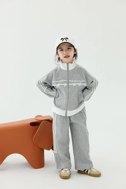 Zippie: Warm, Stylish Winter Set for Little Explorers