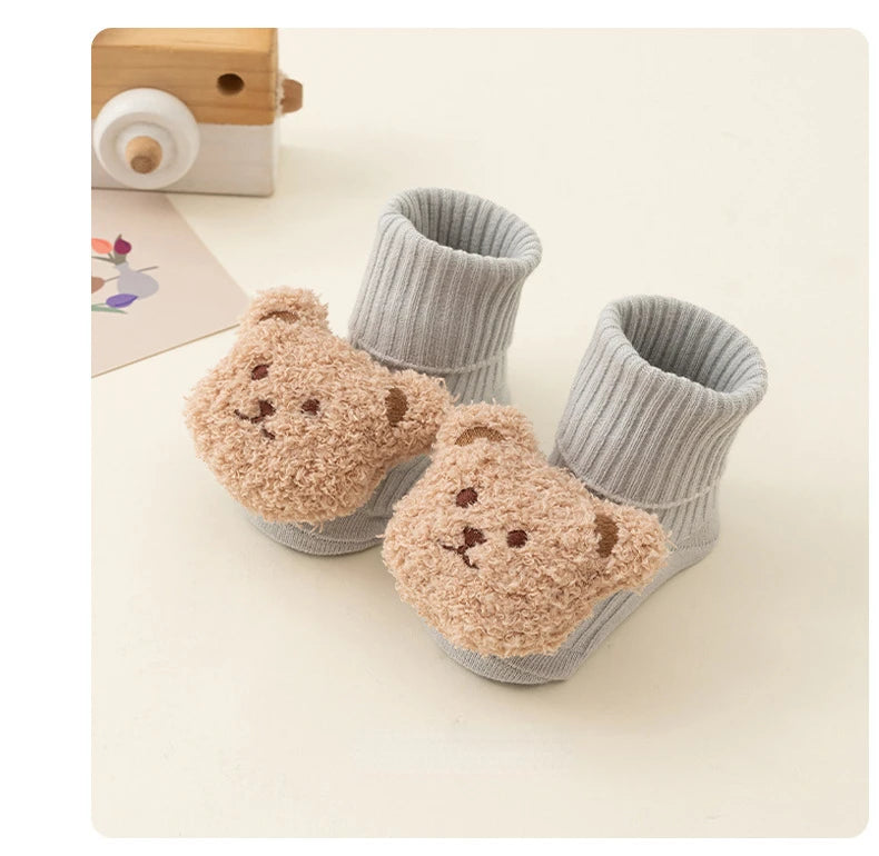 Beroma: Adorable Animal-Inspired Baby Sock with All-Season Comfort