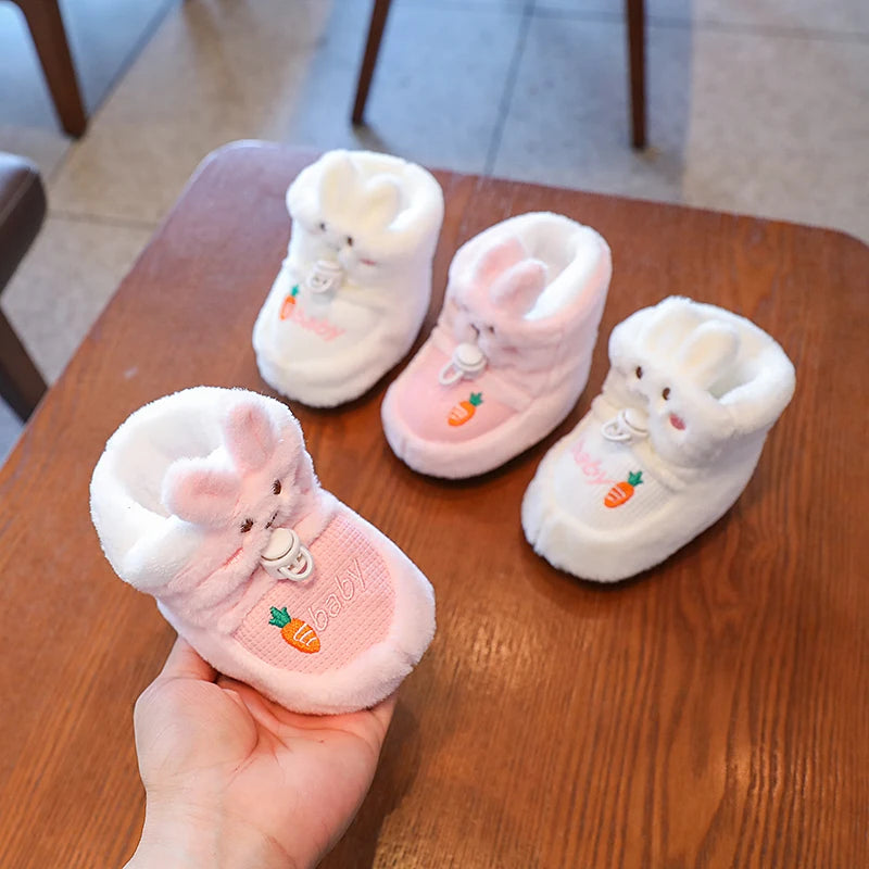 Woudz: Adorable and Cozy Baby Winter Boots with Animal Patch