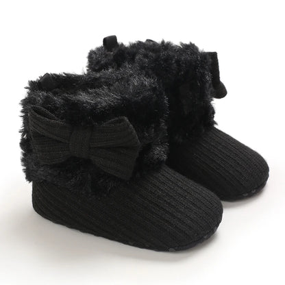 Muhz: Sleek, All-Black Baby Winter Boots with Straps