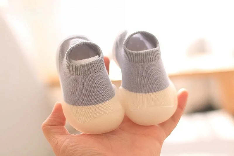 Jibbi: All-Season Baby Shoe with Snug, Sock-Like Comfort