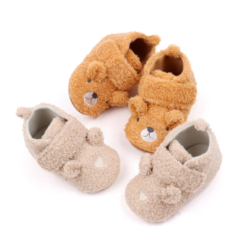 Sile: Adorable and Cozy Baby Winter Boots with Animal Patch