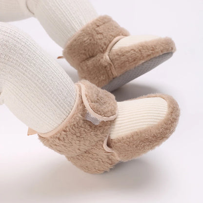 Woudz: Adorable and Cozy Baby Winter Boots with Animal Patch