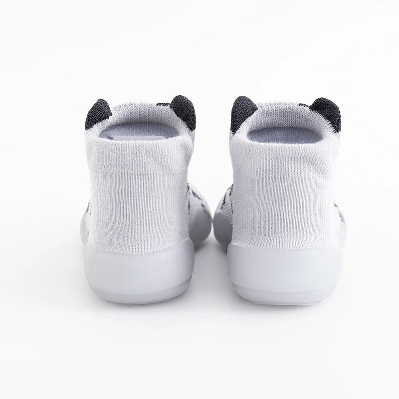 Zipply: Adorable Animal-Inspired Baby Shoe with All-Season Comfort