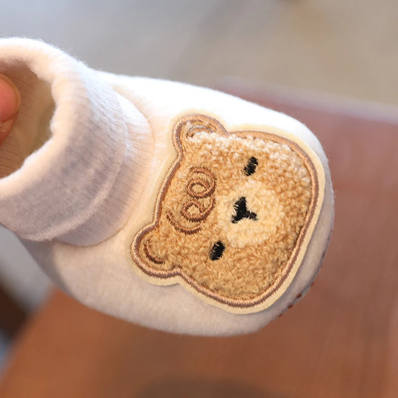 Woudz: Adorable and Cozy Baby Winter Boots with Animal Patch