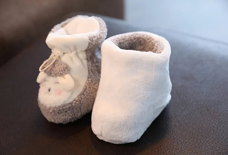 Sanrizz: Adorable Sanrio-Inspired Baby Winter Boots with Straps