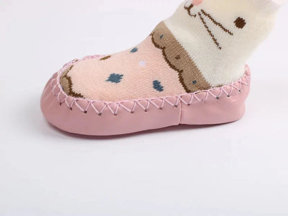 Cozzi: Adorable Animal-Inspired Baby Shoe with All-Season Comfort