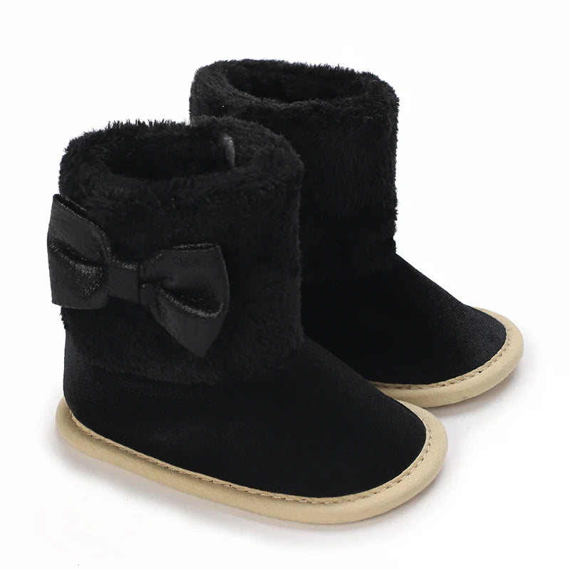 Muhz: Sleek, All-Black Baby Winter Boots with Straps