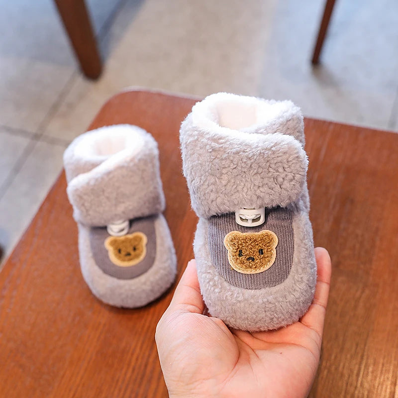 Woudz: Adorable and Cozy Baby Winter Boots with Animal Patch