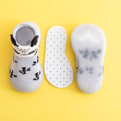 Zipply: Adorable Animal-Inspired Baby Shoe with All-Season Comfort