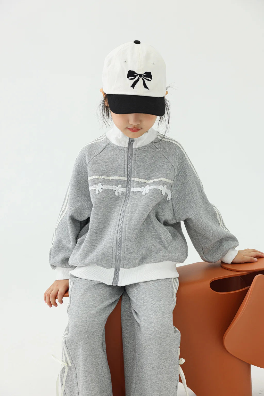 Zippie: Warm, Stylish Winter Set for Little Explorers