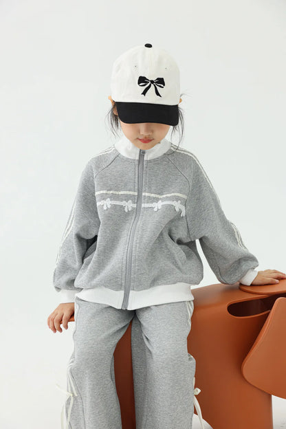 Zippie: Warm, Stylish Winter Set for Little Explorers